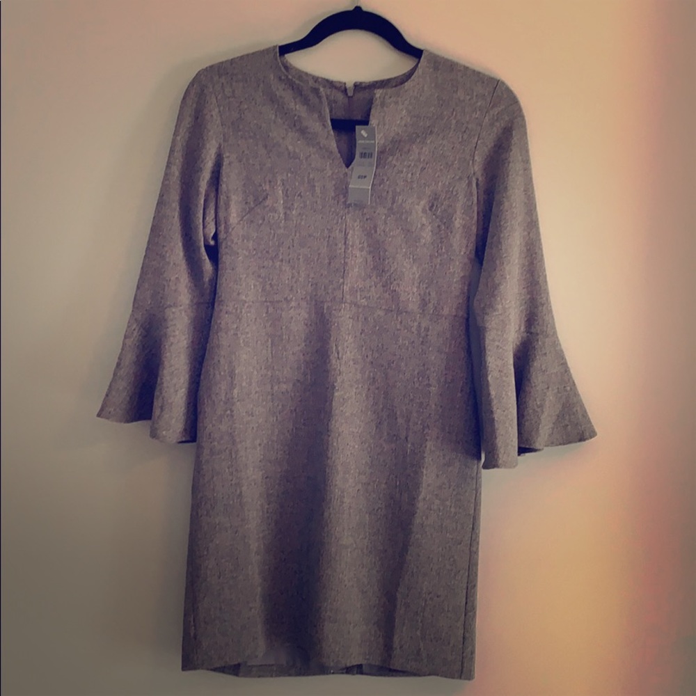 Bell sleeve dress